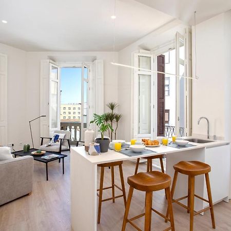 Apartamentos Thyssen Cisneros By Rent Me Malaga Luaran gambar