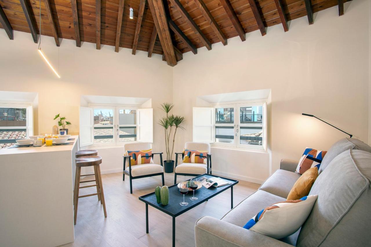 Apartamentos Thyssen Cisneros By Rent Me Malaga Luaran gambar
