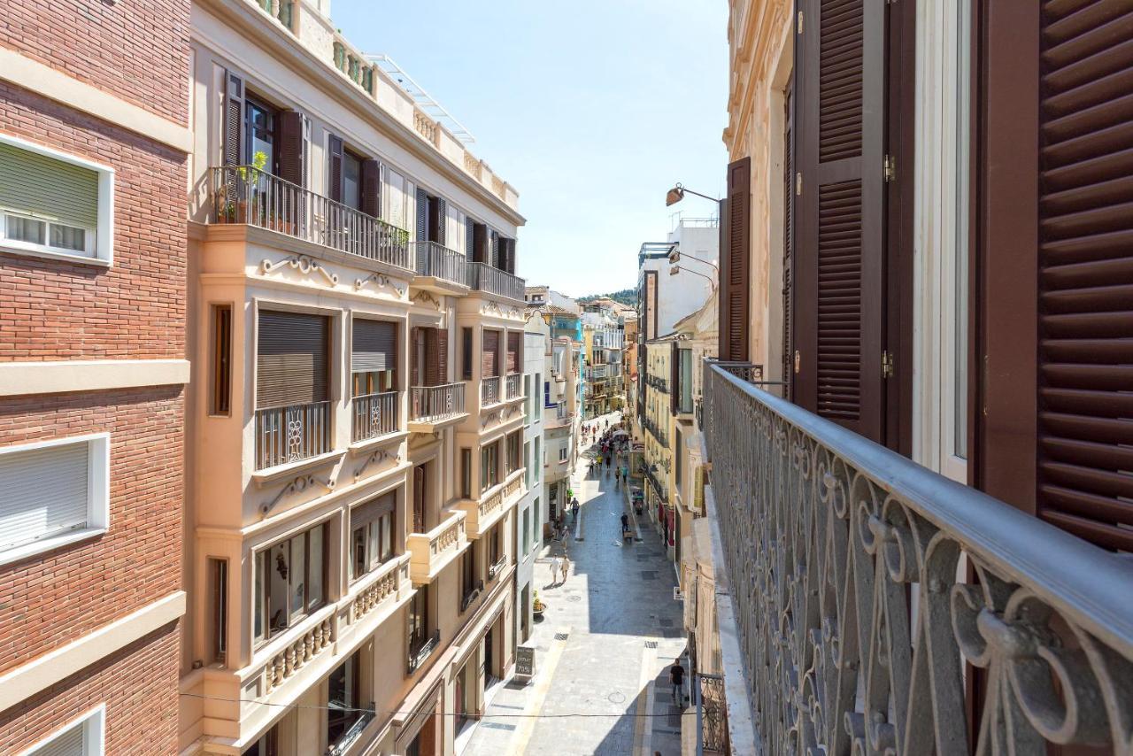 Apartamentos Thyssen Cisneros By Rent Me Malaga Luaran gambar