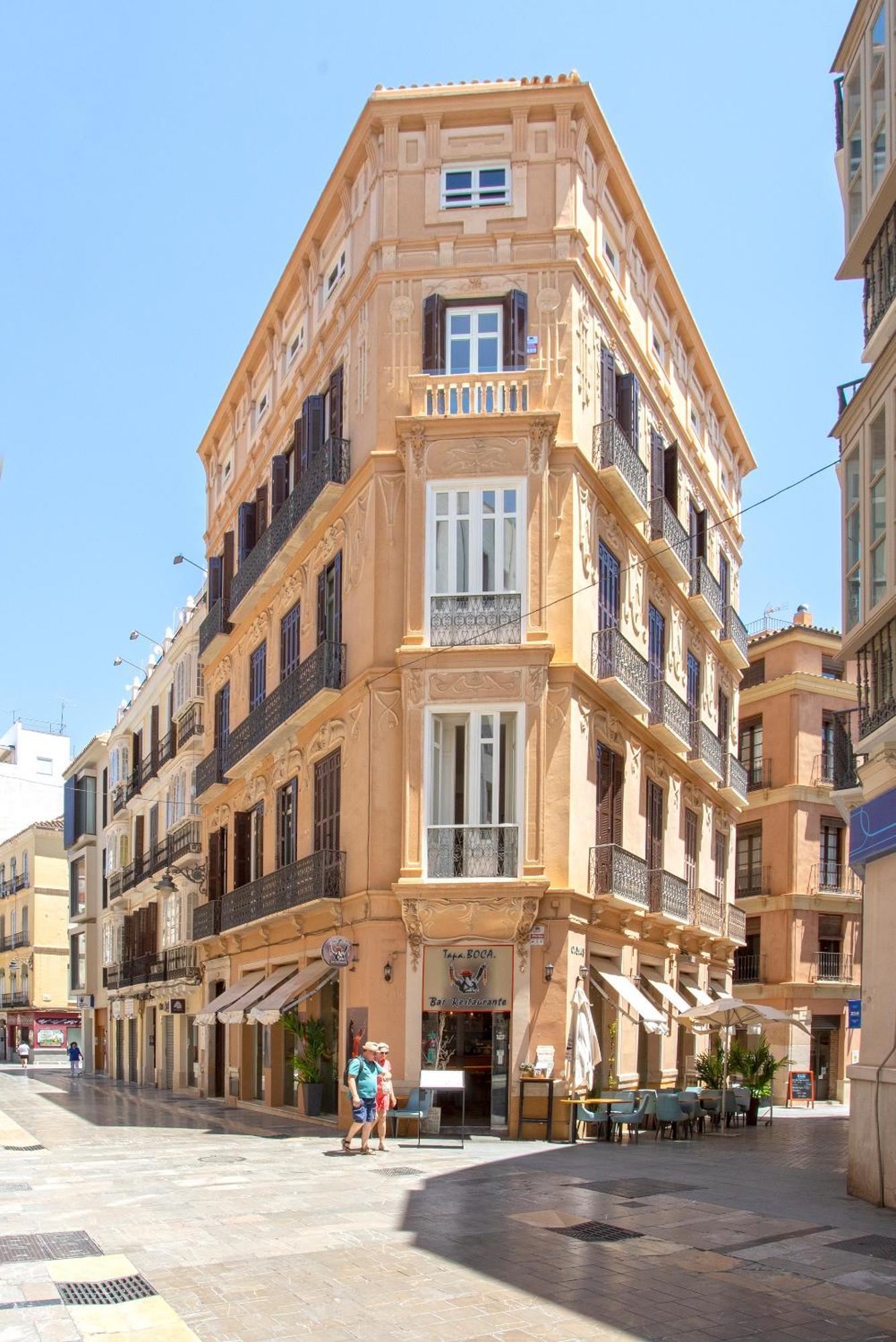 Apartamentos Thyssen Cisneros By Rent Me Malaga Luaran gambar